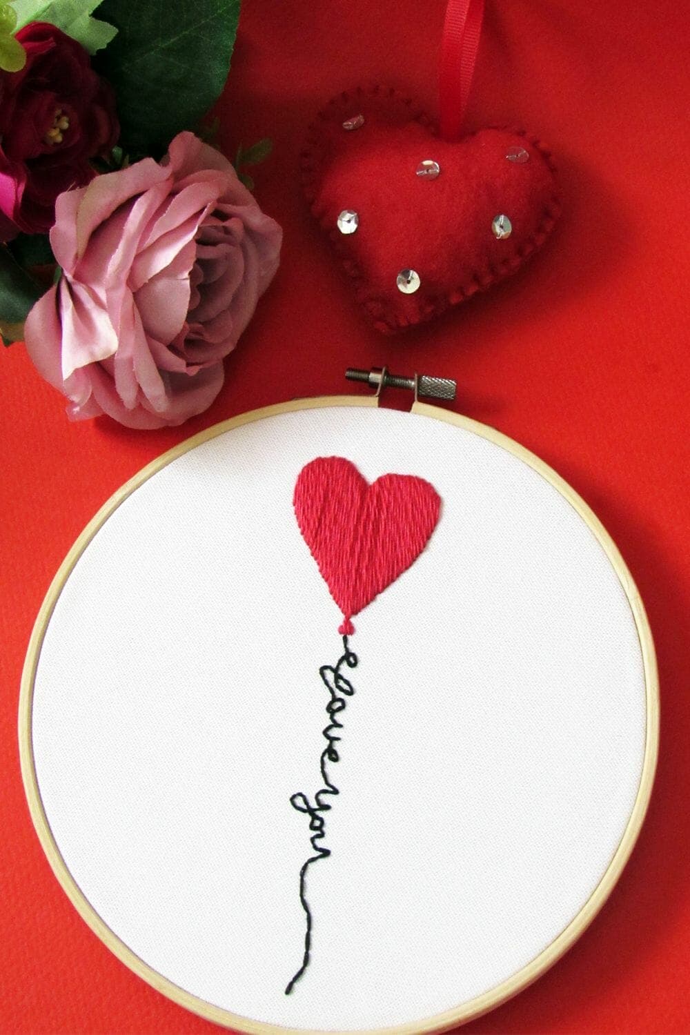 valentine hoop art- hand embroidery- i love you ballon